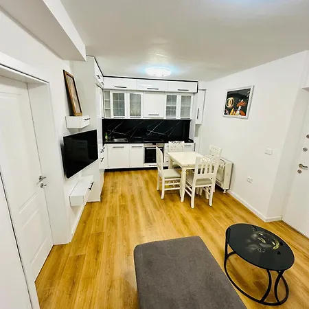 Lit Apartment Tirana Exterior photo