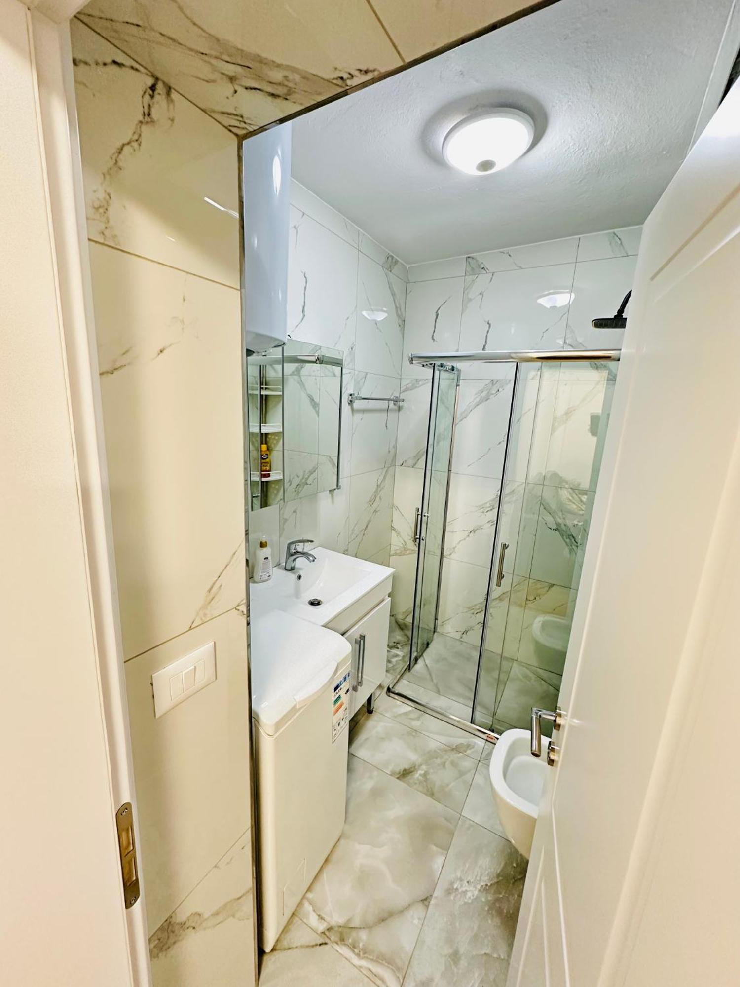 Lit Apartment Tirana